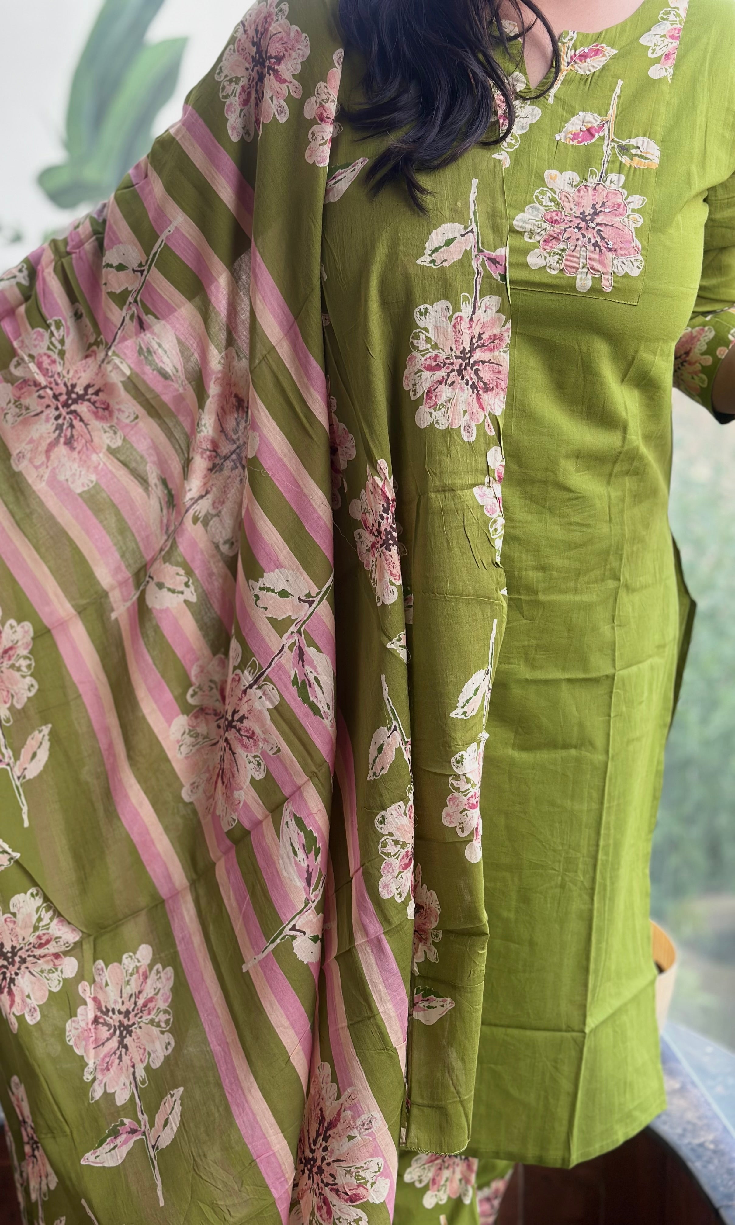 Green Floral Kurta Pant Dupatta Set